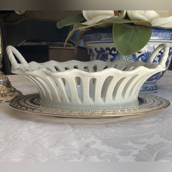 Godinger Porcelain Basket - Picture 13 of 13